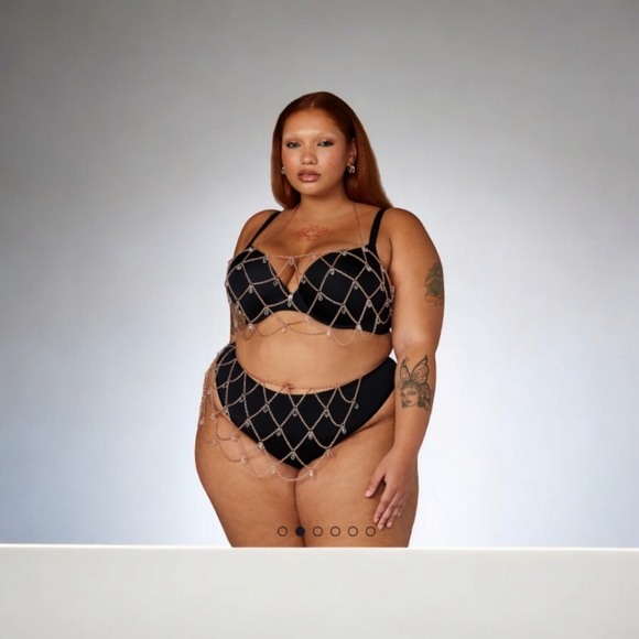 SAVAGE X FENTY CRYSTAL CRUSH CHAIN BRALETTE- ROSE GOLD SIZE  (1X-3X) - Picture 4 of 9